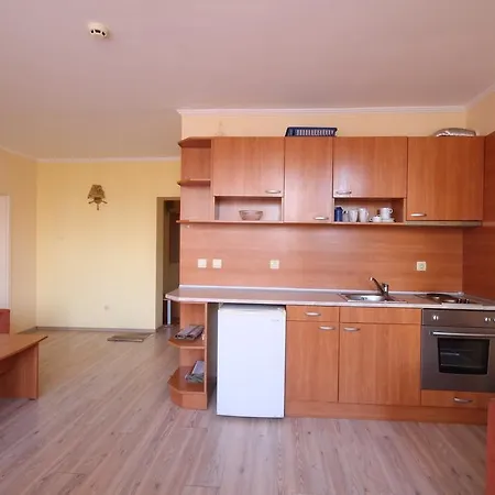 New Estate In Victoria * Slantchev Briag